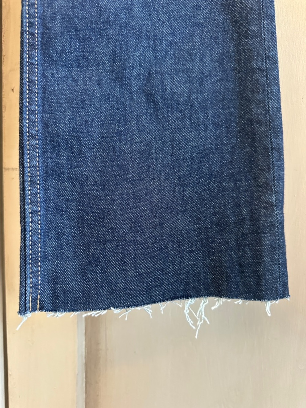 Everlane Dark Blue Cropped Ankle Jeans - Picture 6 of 10